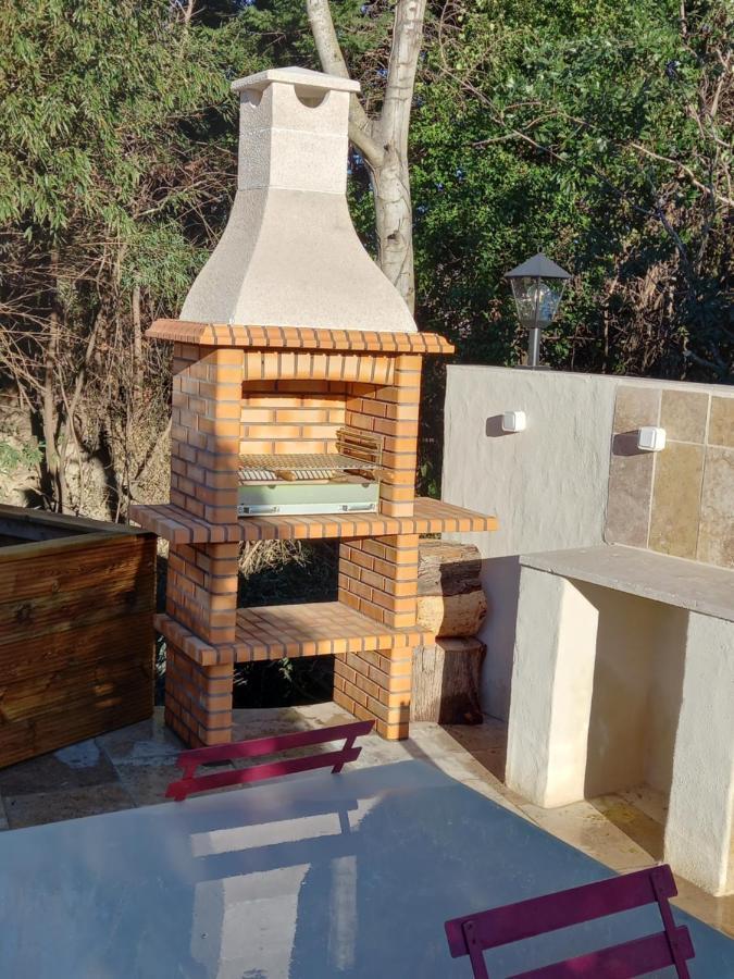 Le Gite De Fa Nny Moulin De Tartay En Avignon Kültér fotó